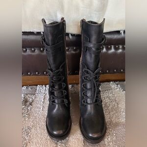 Freebird by Steven Castle Elegant Black Lace-Up Women's Boots NEW SIZE 6